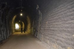 Conliège tunnel de l’ancienne voie ferrée plm transformée en chemin de randonnée